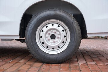 ���� �����V5 2025�� 1.6L���� 122���� 2�� ��ջ���ͼƬ