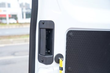 ���� �����V5 2025�� 1.6L���� 122���� 2�� ��ջ���ͼƬ