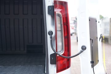 ���� �����V5 2025�� 1.6L���� 122���� 2�� ��ջ���ͼƬ