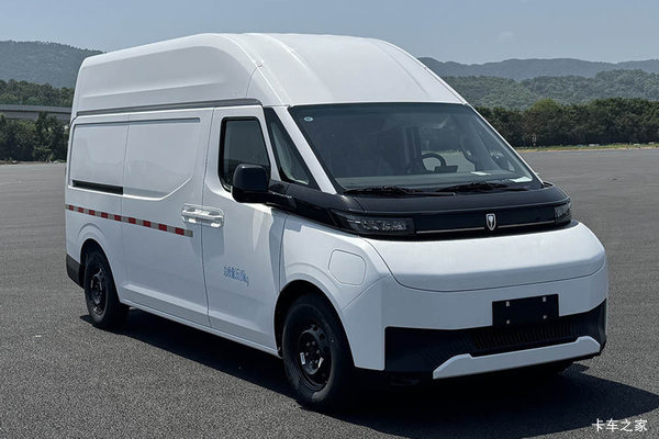 金杯吉运E9 2025款 畅运版 3座 高顶纯电动封闭货车 安驰51kWh