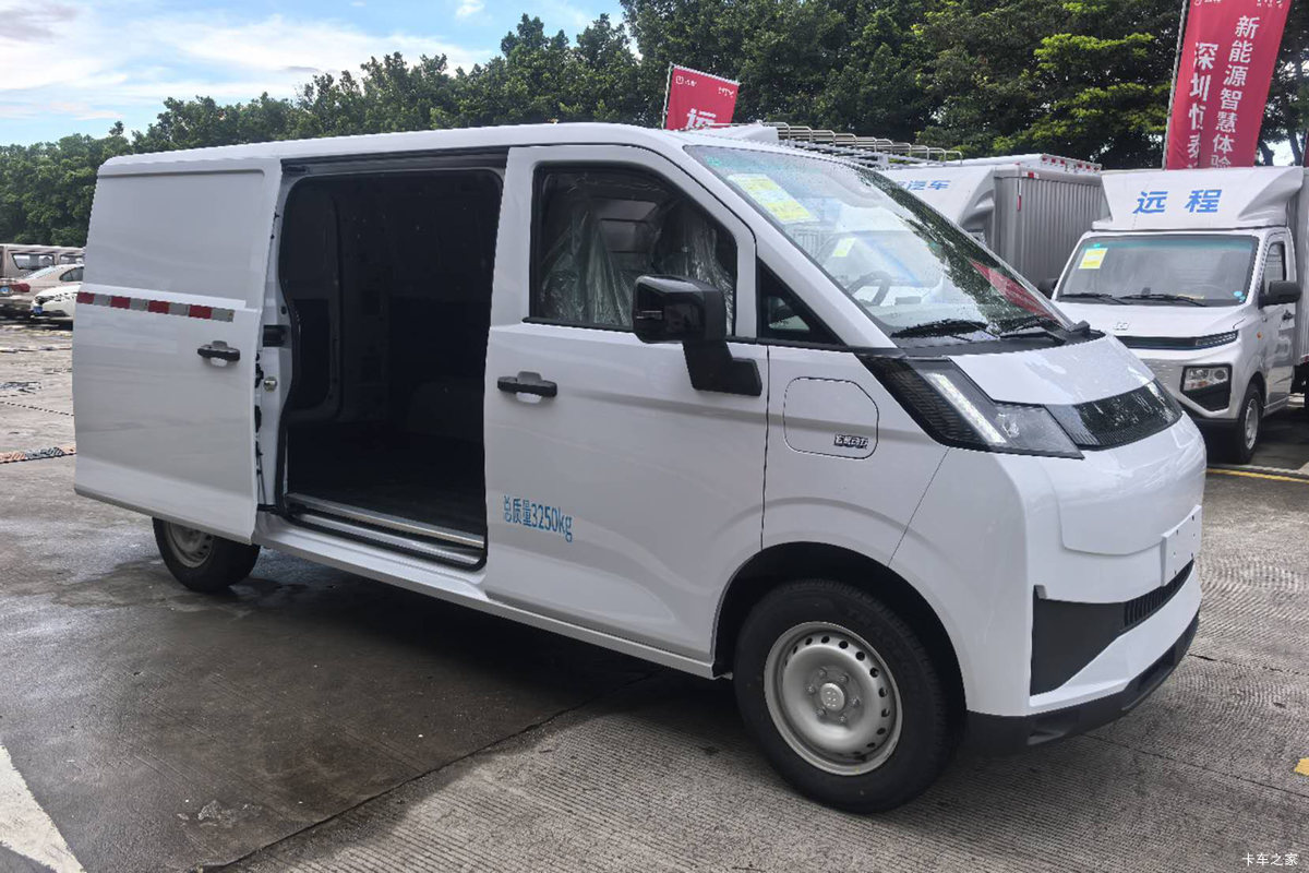 Զ ȫV7E 2025 ǻ۰ 2 綯ջ ʱ50.2kWh