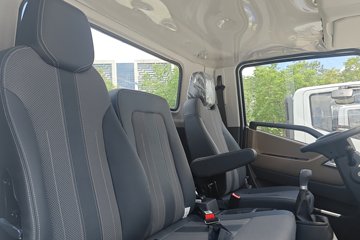 Ծ����ԽH500 2.7L CNG 190���� ������6�� ���ŵ����ῨͼƬ