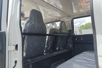 Ծ�� ����T1 Һɲ 3.15��˫�Ŵ��綯�����Ῠ ����ʱ��100.46kWhͼƬ