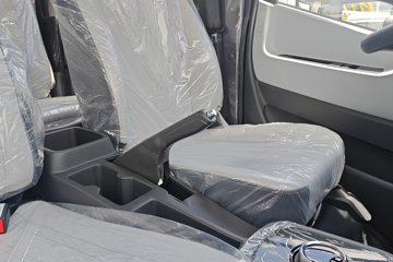 Ծ�� ����T1 Һɲ 3.15��˫�Ŵ��綯�����Ῠ ����ʱ��100.46kWhͼƬ