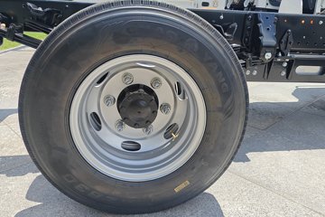 Ծ�� ����T1 Һɲ 3.15��˫�Ŵ��綯�����Ῠ ����ʱ��100.46kWhͼƬ