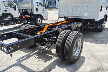 Ծ�� ����T1 Һɲ 3.15��˫�Ŵ��綯�����Ῠ ����ʱ��100.46kWhͼƬ