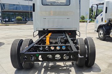 Ծ�� ����T1 Һɲ 3.15��˫�Ŵ��綯�����Ῠ ����ʱ��100.46kWhͼƬ