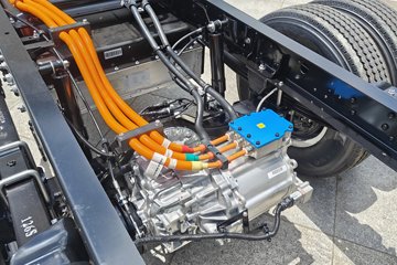 Ծ�� ����T1 Һɲ 3.15��˫�Ŵ��綯�����Ῠ ����ʱ��100.46kWhͼƬ