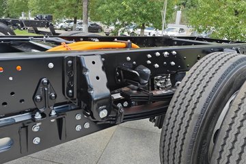 Ծ�� ����T1 Һɲ 3.15��˫�Ŵ��綯�����Ῠ ����ʱ��100.46kWhͼƬ