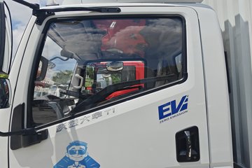 Ծ������T1 ��װ�� 4.17�׵��Ŵ��綯��ʽ�Ῠ ����ʱ��140.41kWhͼƬ