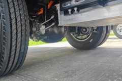 跃进大拿T1 天行版 4.17米单排纯电动厢式轻卡 宁德时代140.41kWh