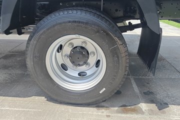 Ծ������T1 ��װ�� 4.17�׵��Ŵ��綯��ʽ�Ῠ ����ʱ��140.41kWhͼƬ