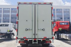 跃进大拿T1 天行版 4.17米单排纯电动厢式轻卡 宁德时代140.41kWh