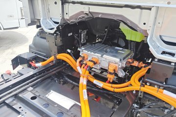 Ծ�� ����T2 Һɲ 4.17�׵��Ŵ��綯��ʽ�Ῠ ����ʱ��70.59kWhͼƬ