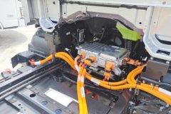 跃进 大拿T2 液刹 4.17米单排纯电动厢式轻卡 宁德时代70.59kWh