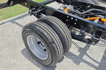 Ծ�� ����T2 Һɲ 4.17�׵��Ŵ��綯��ʽ�Ῠ ����ʱ��70.59kWhͼƬ