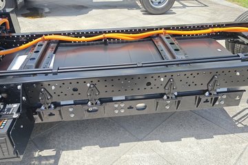 Ծ�� ����T2 Һɲ 4.17�׵��Ŵ��綯��ʽ�Ῠ ����ʱ��70.59kWhͼƬ