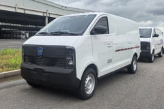 熊猫牌EV7 电动封闭厢货