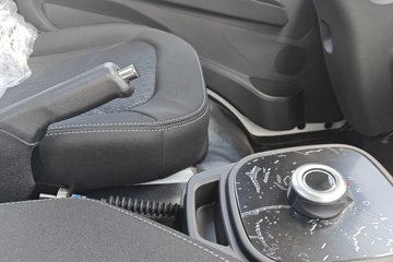 Ծ�� ����T3 Һɲ 3.805�׵��Ŵ��綯�����Ῠ ����ʱ��53.58kWhͼƬ