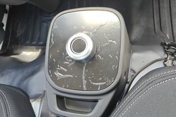 Ծ�� ����T3 Һɲ 3.805�׵��Ŵ��綯�����Ῠ ����ʱ��53.58kWhͼƬ