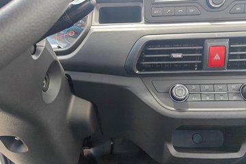 Ծ�� ����T3 Һɲ 3.805�׵��Ŵ��綯�����Ῠ ����ʱ��53.58kWhͼƬ