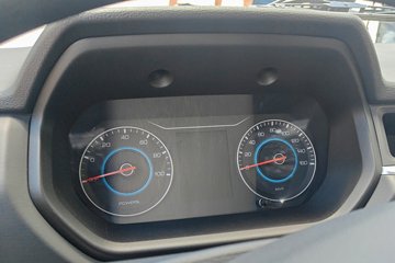 Ծ�� ����T3 Һɲ 3.805�׵��Ŵ��綯�����Ῠ ����ʱ��53.58kWhͼƬ