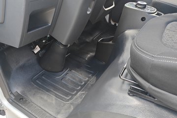 Ծ�� ����T3 Һɲ 3.805�׵��Ŵ��綯�����Ῠ ����ʱ��53.58kWhͼƬ