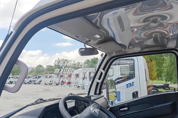 Ծ�� ����T3 Һɲ 3.805�׵��Ŵ��綯�����Ῠ ����ʱ��53.58kWhͼƬ