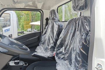 Ծ�� ����T3 Һɲ 3.805�׵��Ŵ��綯�����Ῠ ����ʱ��53.58kWhͼƬ