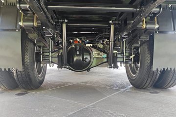 Ծ�� ����T3 Һɲ 3.805�׵��Ŵ��綯�����Ῠ ����ʱ��53.58kWhͼƬ
