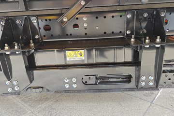 Ծ�� ����T3 Һɲ 3.805�׵��Ŵ��綯�����Ῠ ����ʱ��53.58kWhͼƬ