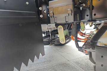 Ծ�� ����T3 Һɲ 3.805�׵��Ŵ��綯�����Ῠ ����ʱ��53.58kWhͼƬ
