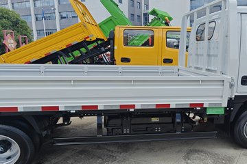 Ծ�� ����T3 Һɲ 3.805�׵��Ŵ��綯�����Ῠ ����ʱ��53.58kWhͼƬ