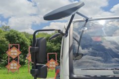 跃进麒麟EX3 4X2 纯电动车厢可卸式垃圾运输车 106.95kWh