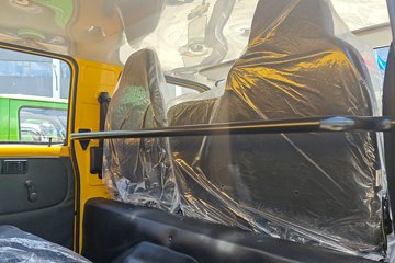 Ծ�� С���� 115���� 4X2 2.2��˫����ж��ͼƬ