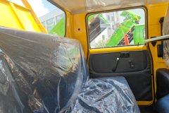 跃进 小麒麟 115马力 4X2 2.2米双排自卸车