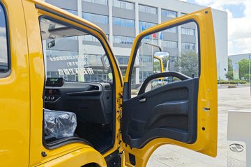 Ծ�� С���� 115���� 4X2 2.2��˫����ж��ͼƬ