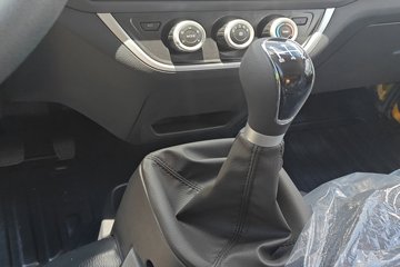 Ծ�� С���� 115���� 4X2 2.2��˫����ж��ͼƬ