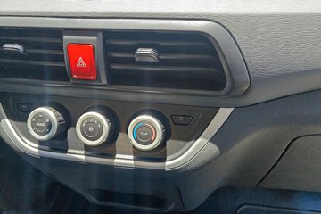 Ծ�� С���� 115���� 4X2 2.2��˫����ж��ͼƬ