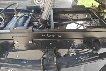 Ծ�� С���� 115���� 4X2 2.2��˫����ж��ͼƬ