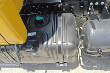 Ծ�� С���� 115���� 4X2 2.2��˫����ж��ͼƬ