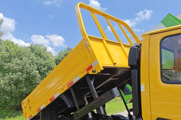 Ծ�� С���� 115���� 4X2 2.2��˫����ж��ͼƬ