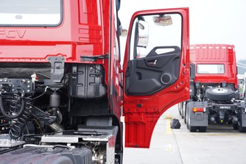 ��������KL 10.8L���� 490���� 4X2 ����12�� AMT�Զ��� ǣ����ͼƬ