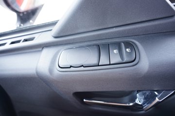 ��������KL 10.8L���� 490���� 4X2 ����12�� AMT�Զ��� ǣ����ͼƬ