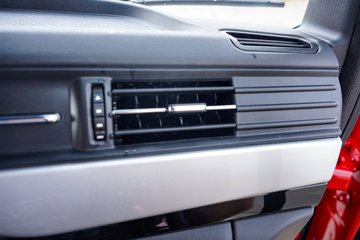 ��������KL 10.8L���� 490���� 4X2 ����12�� AMT�Զ��� ǣ����ͼƬ