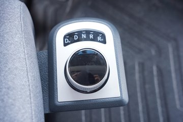 ��������KL 10.8L���� 490���� 4X2 ����12�� AMT�Զ��� ǣ����ͼƬ