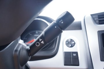 ��������KL 10.8L���� 490���� 4X2 ����12�� AMT�Զ��� ǣ����ͼƬ