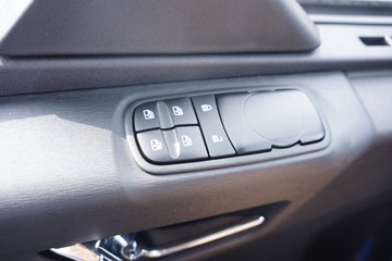 ��������KL 10.8L���� 490���� 4X2 ����12�� AMT�Զ��� ǣ����ͼƬ