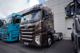 鹰腾&nbsp;牵引车外观                                                图片