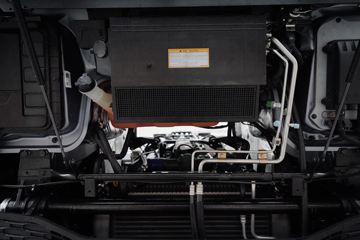 ൺ ӥ 7.8L 320 4X2 ʿ10 6.75ײդʽػͼƬ